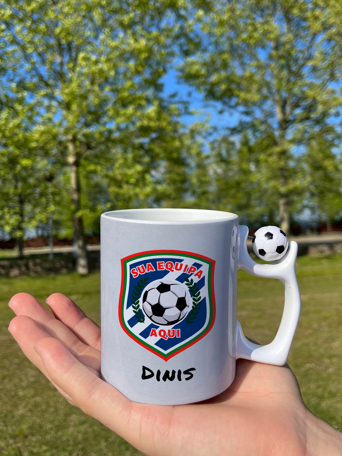 Caneca Personalizada Bola de Futebol "A Tua Equipa"